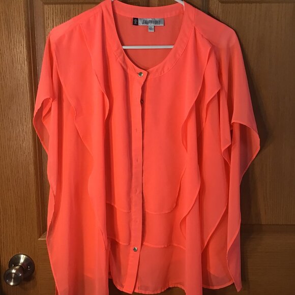 Jennifer Lopez Summer Blouse - Picture 1 of 2